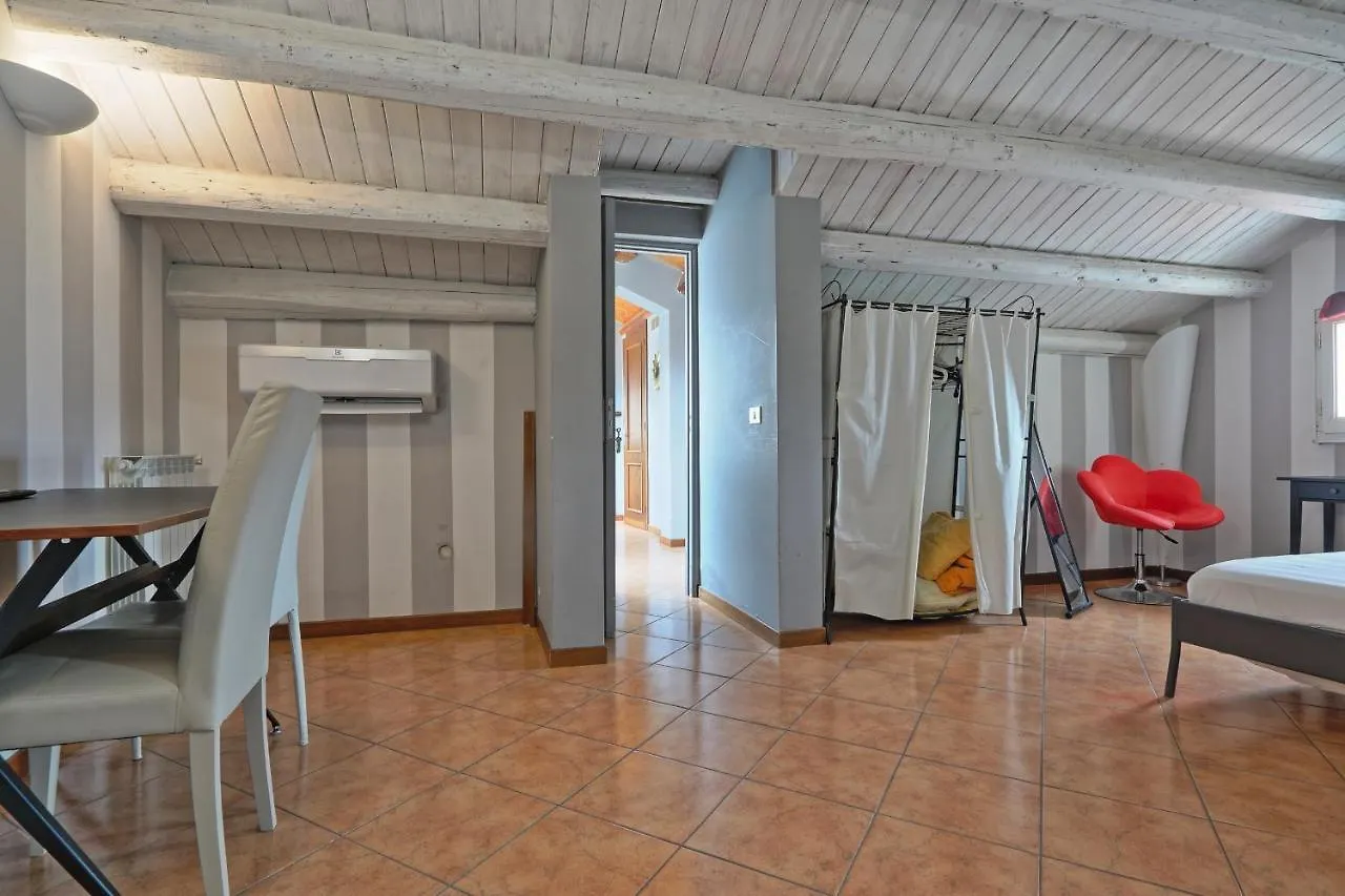 Casa Sant\'Onofrio contacts